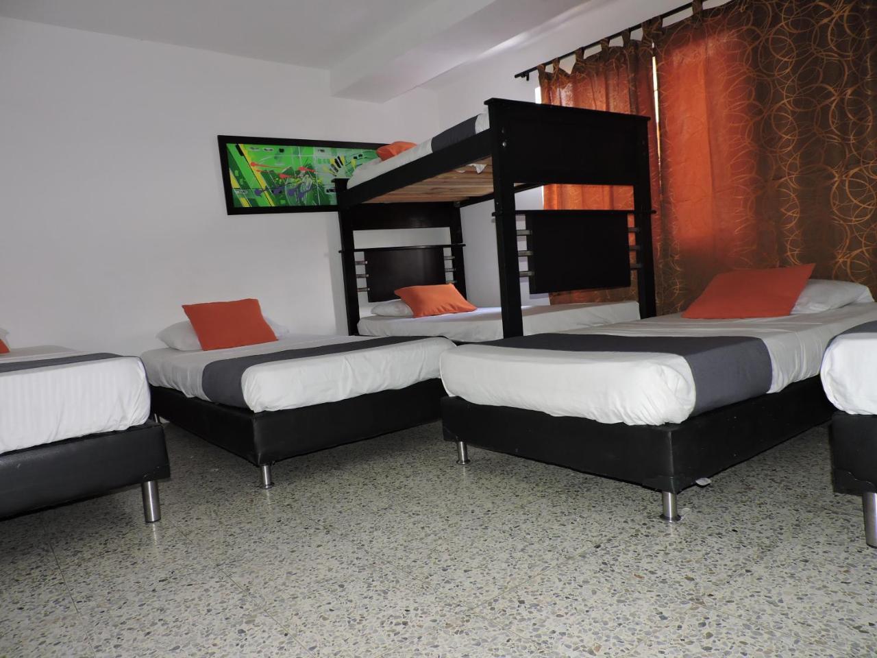 Hotel Jc 43 Medellín Esterno foto