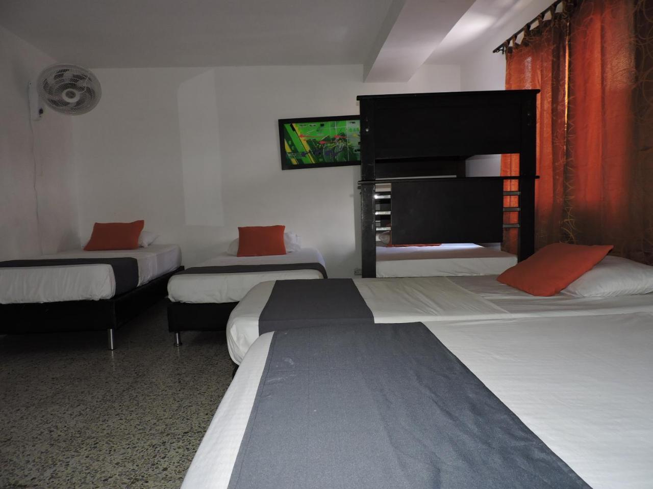 Hotel Jc 43 Medellín Esterno foto